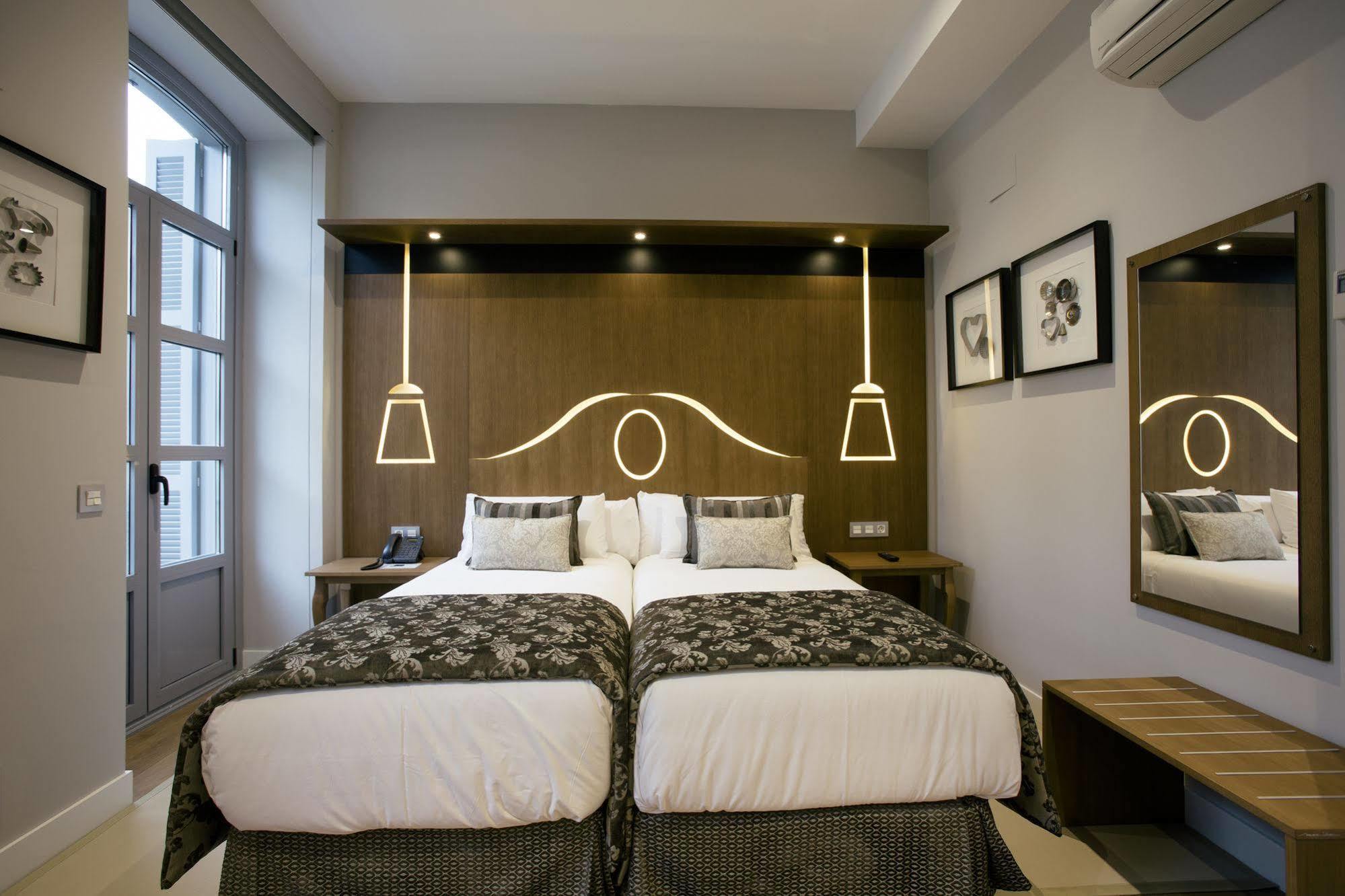 Legazpi Doce & 3*