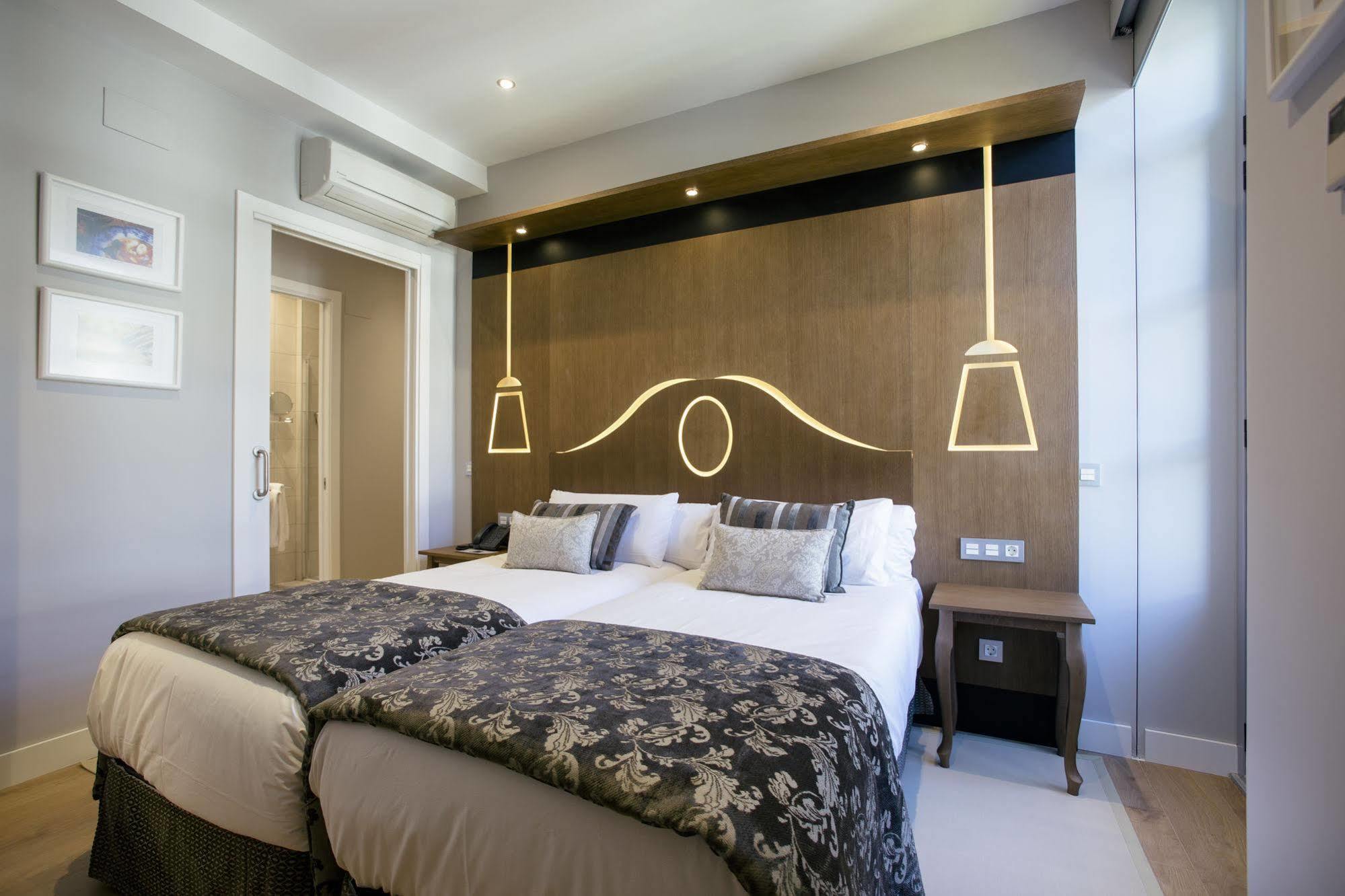 Legazpi Doce & 3* San Sebastián